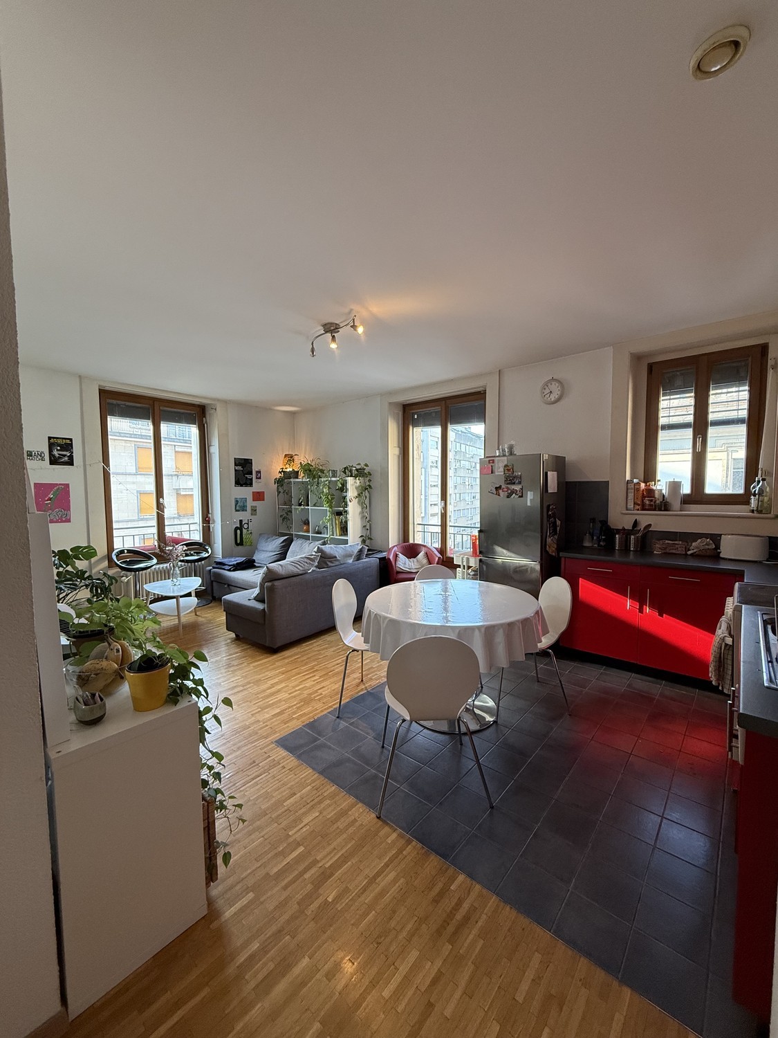 Central room in Geneva shared flat